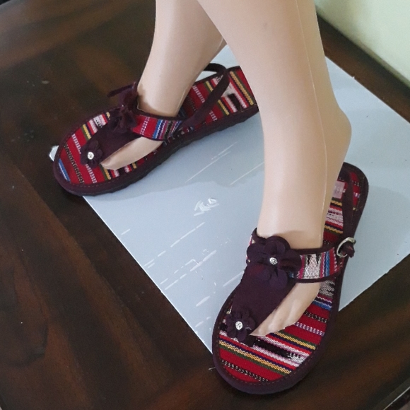 Handmade Sandals - Picture 2 of 4